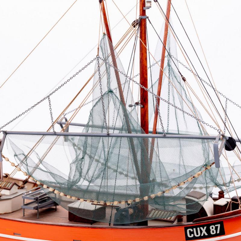 Bateau statique CUX 87 KRABENCUTTER 1/33